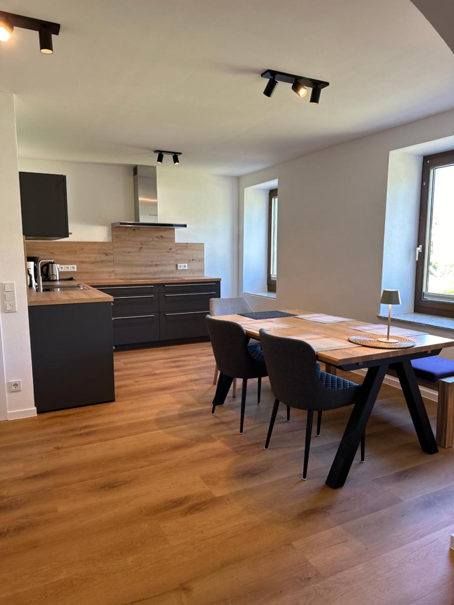 Moselappartements By Weingut Marco Adamy Lösnich Zewnętrze zdjęcie